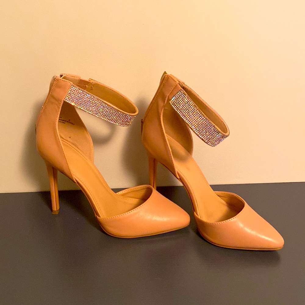 Charlotte Russe - Picture 2 of 6